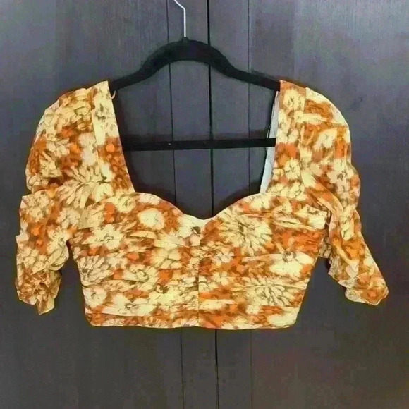 NWT Zara Bundle Floral Print Linen Cotton Cropped Top & Yellow Crop Top 2 pieces - Picture 4 of 7